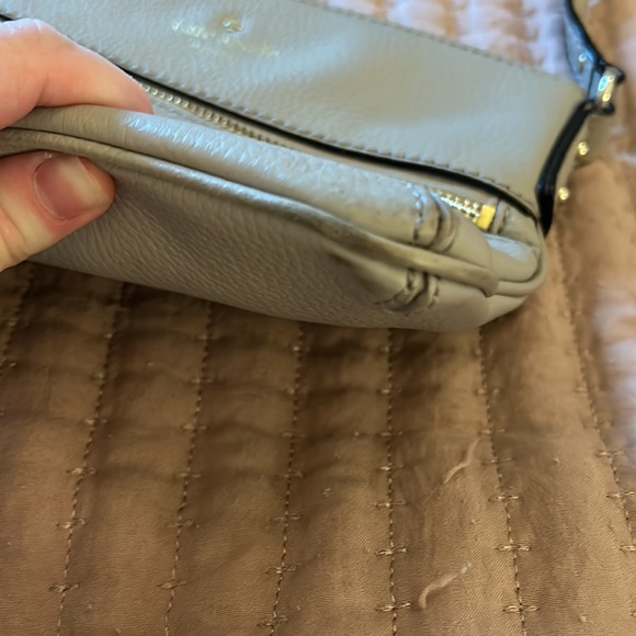 ♠️ Kate Spade ♠️ Leather Crossbody Bag - Picture 13 of 13